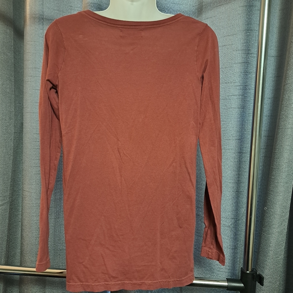 Tee - Picture 2 of 3